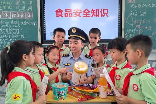 守護校園舌尖安全 科普護航健康成長——江西省于都縣市場監(jiān)管局走進于都科技學(xué)校開展食品安全知識進校園活動